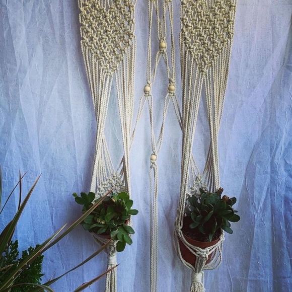 MacTwin Plant Hanger - Picture 2 of 4